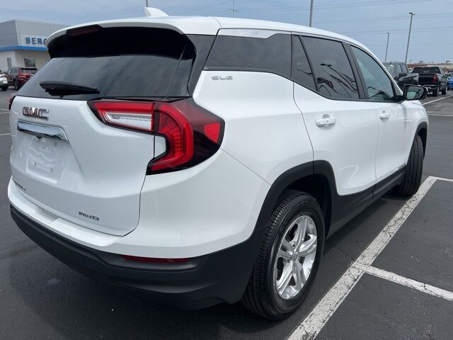 2024 GMC Terrain SLE Green Bay WI