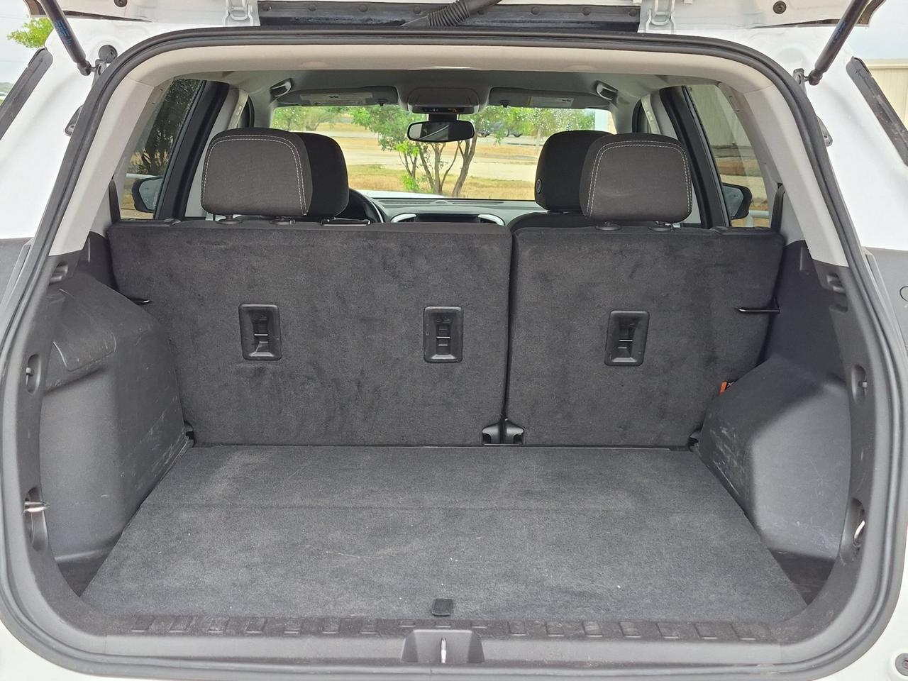 2024 GMC Terrain SLE Castroville TX