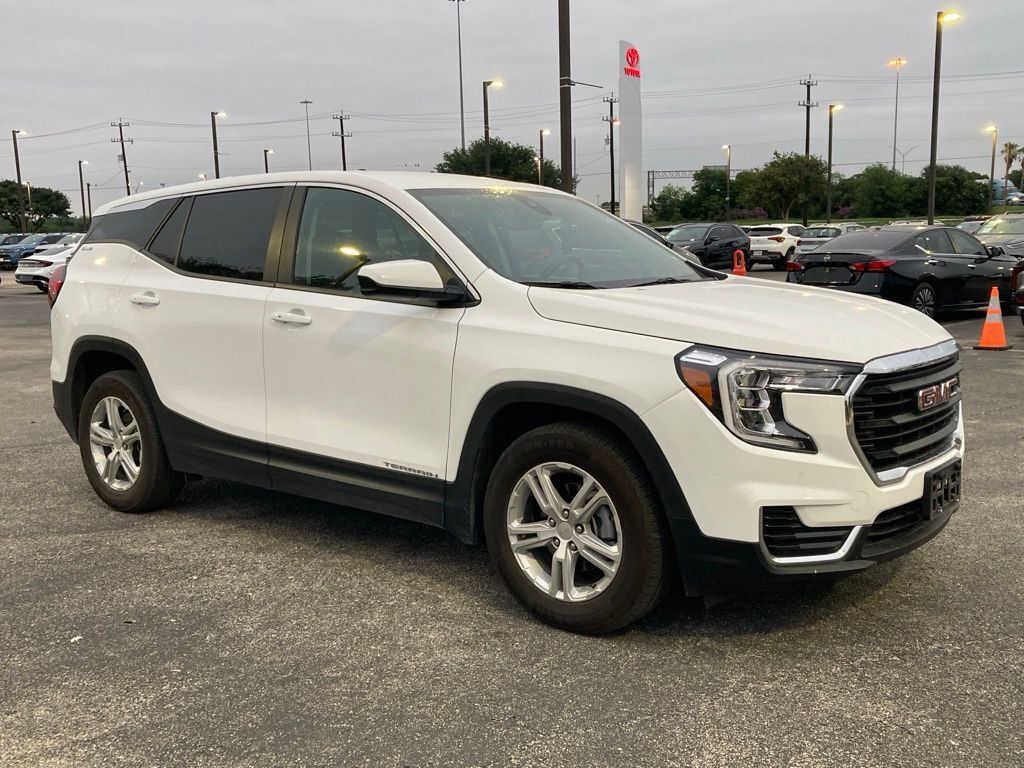 2024 GMC Terrain SLE