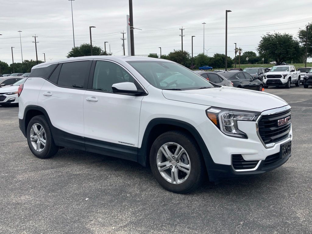 2024 GMC Terrain SLE