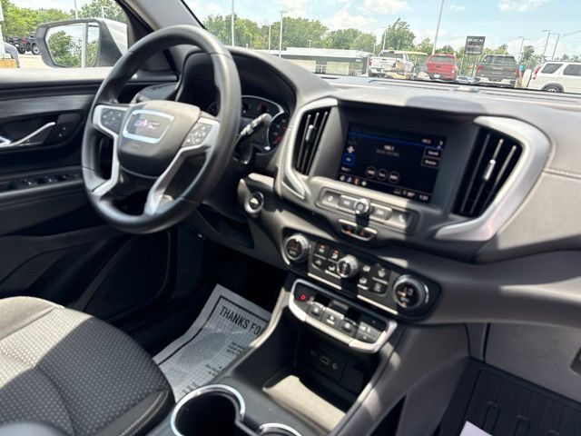 2024 GMC Terrain SLE Carbondale IL