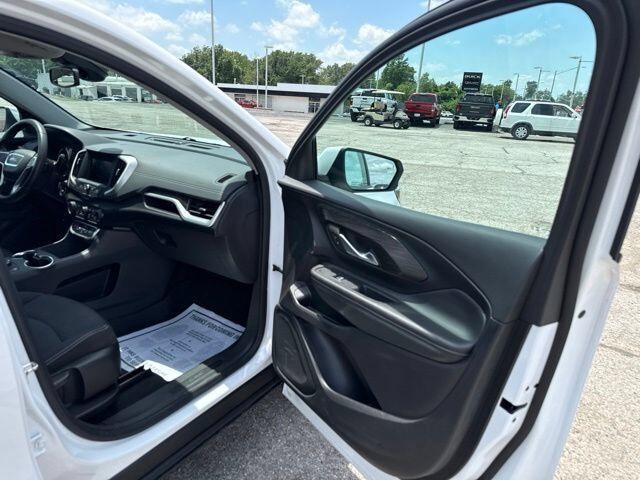 2024 GMC Terrain SLE Carbondale IL