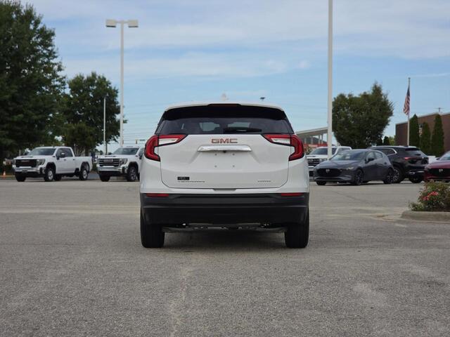 2024 GMC Terrain SLE Wilson NC