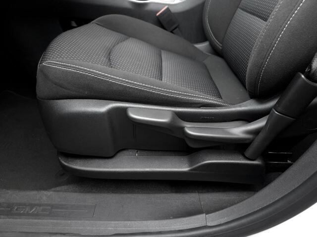 2024 GMC Terrain SLE Wilson NC