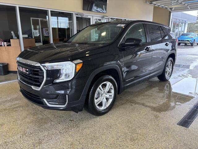 2024 GMC Terrain SLE Wilson NC