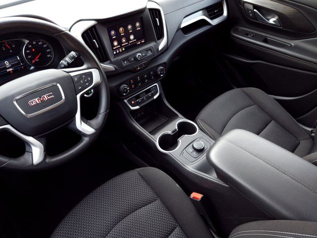 2024 GMC Terrain SLE Wilson NC