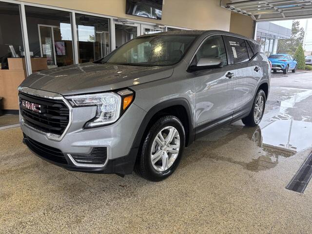 2024 GMC Terrain SLE Wilson NC