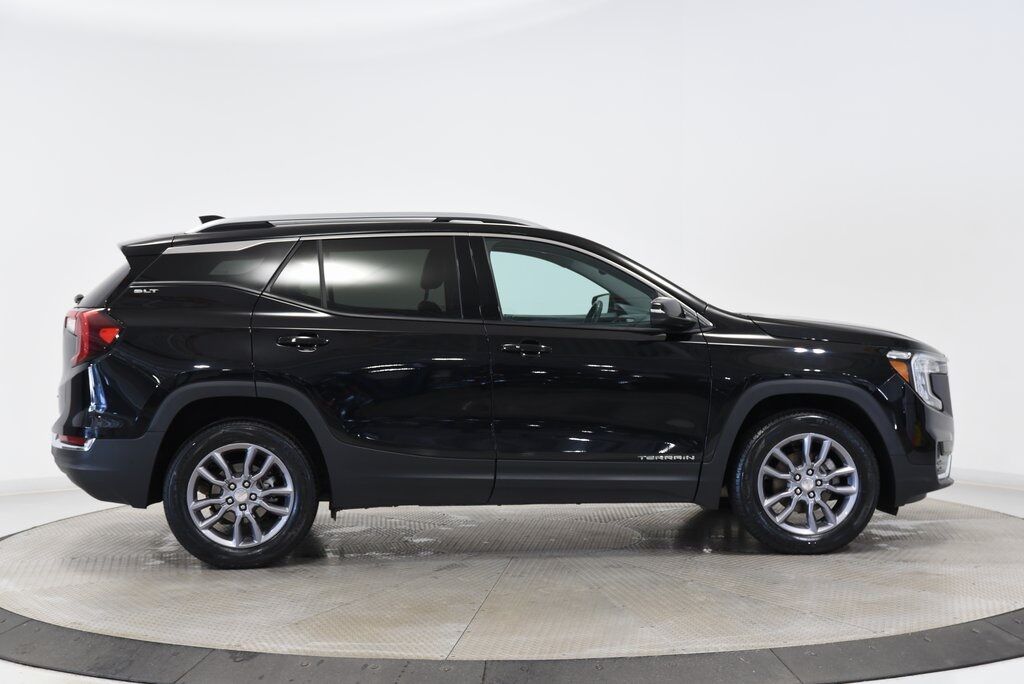 2024 GMC Terrain SLT Akron