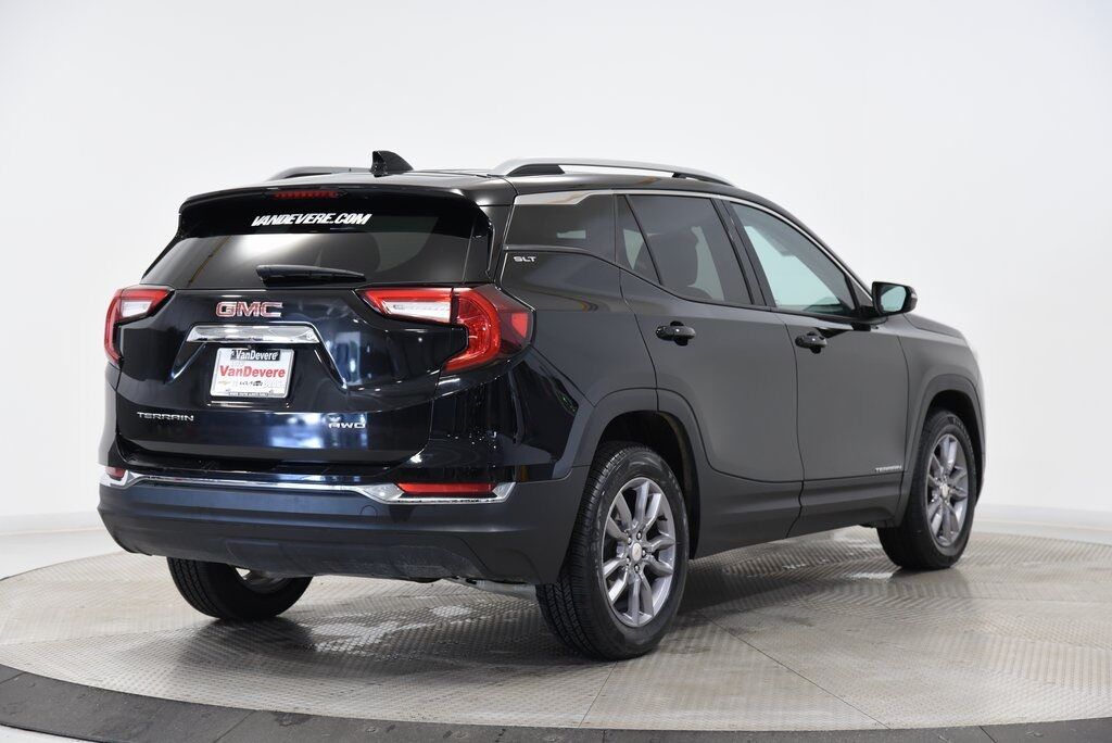 2024 GMC Terrain SLT Akron