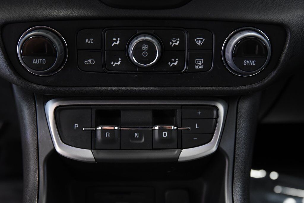 2024 GMC Terrain SLT Akron