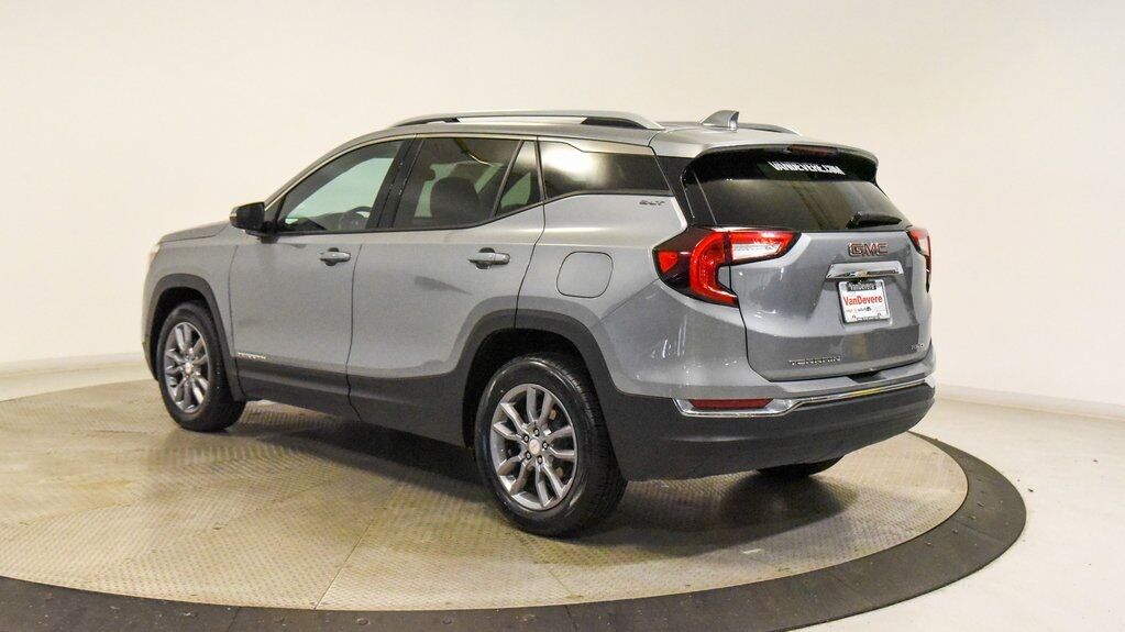 2024 GMC Terrain SLT Akron