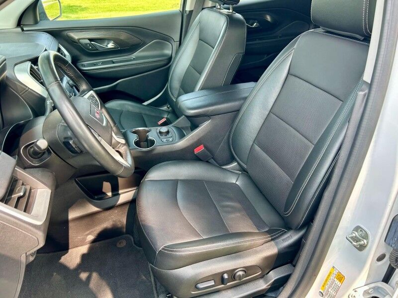 2024 GMC Terrain SLT Harper KS
