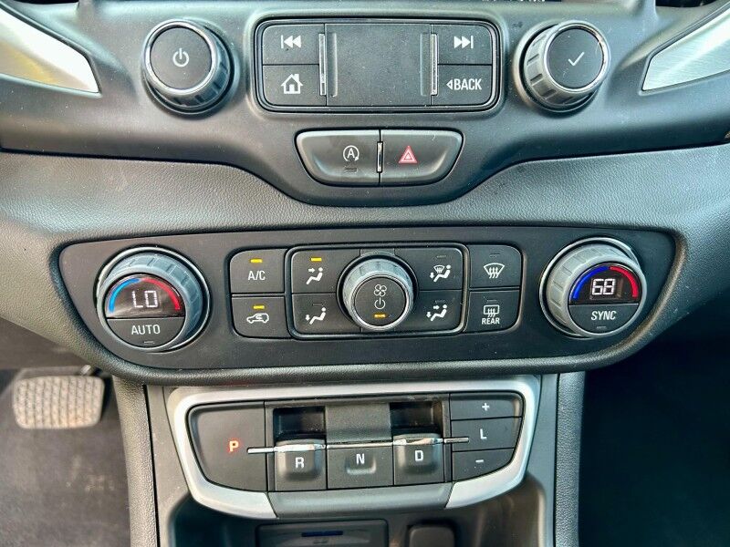 2024 GMC Terrain SLT Harper KS