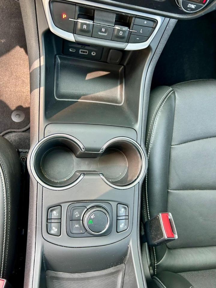 2024 GMC Terrain SLT Harper KS