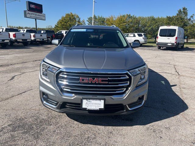 2024 GMC Terrain SLT Carbondale IL