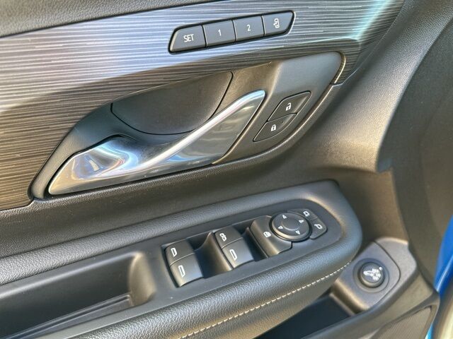 2024 GMC Terrain SLT Watertown SD