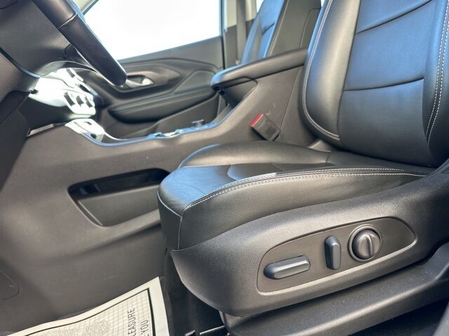 2024 GMC Terrain SLT Watertown SD