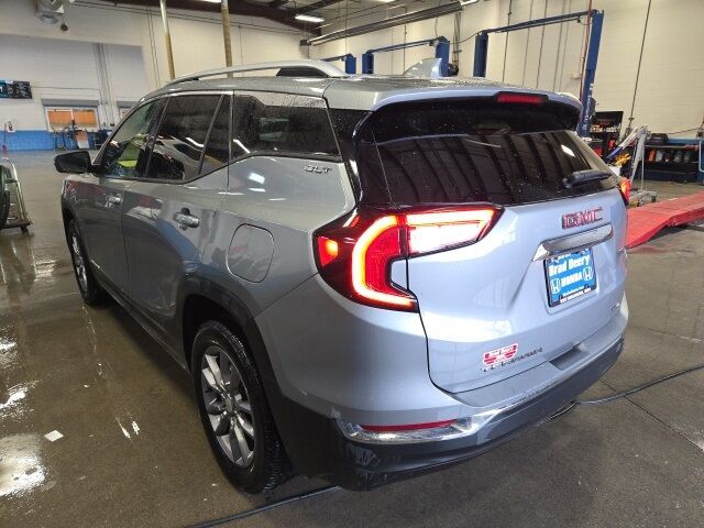 2024 GMC Terrain SLT West Burlington IA 2024 GMC Terrain SLT West Burlington IA