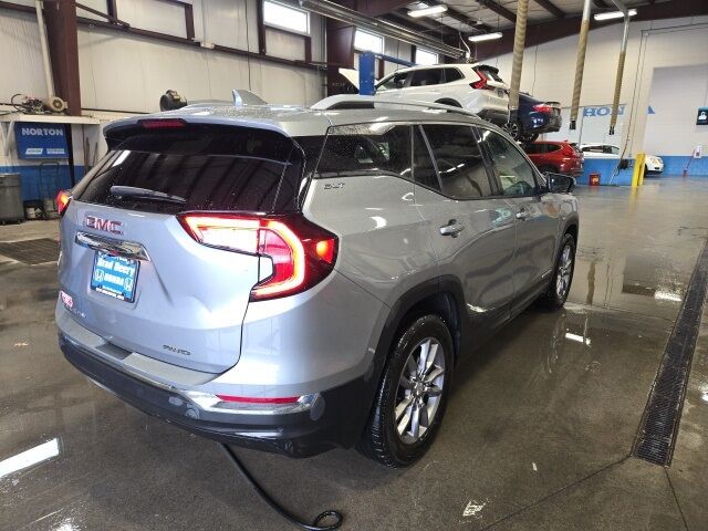 2024 GMC Terrain SLT West Burlington IA 2024 GMC Terrain SLT West Burlington IA