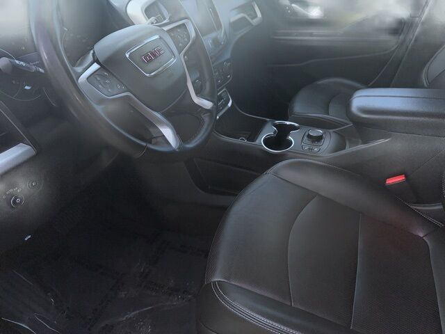 2024 GMC Terrain SLT West Burlington IA 2024 GMC Terrain SLT West Burlington IA