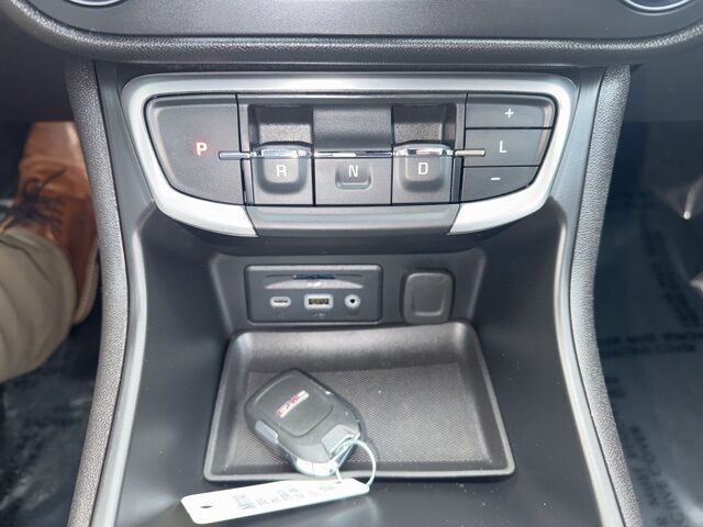 2024 GMC Terrain SLT West Burlington IA 2024 GMC Terrain SLT West Burlington IA