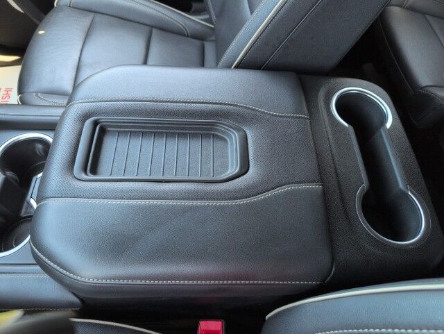 2024 GMC YUKON SLT Grande Prairie AB