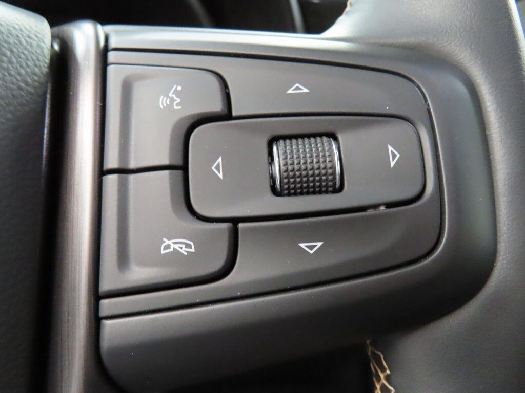 2024 GMC Yukon AT4 4WD 7 Passenger Fond du Lac WI