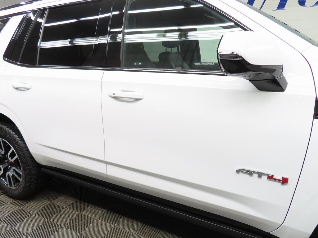 2024 GMC Yukon AT4 4WD 7 Passenger Fond du Lac WI