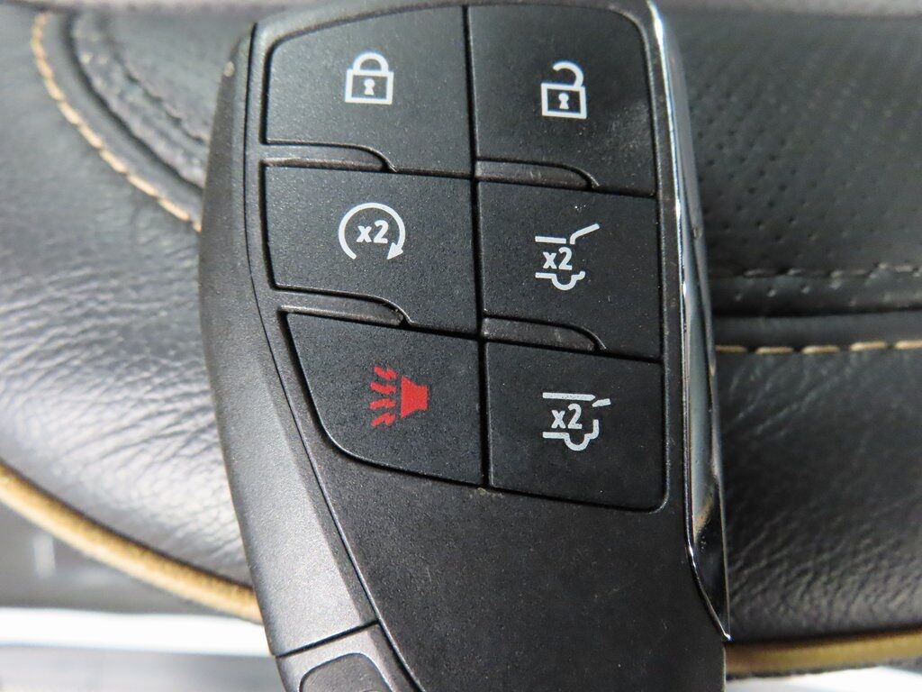 2024 GMC Yukon AT4 4WD 7 Passenger Fond du Lac WI
