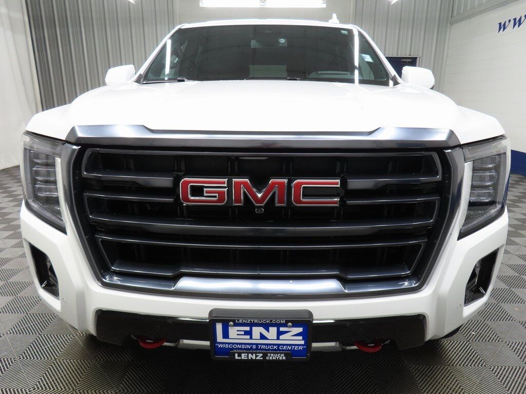 2024 GMC Yukon AT4 4WD 7 Passenger Fond du Lac WI
