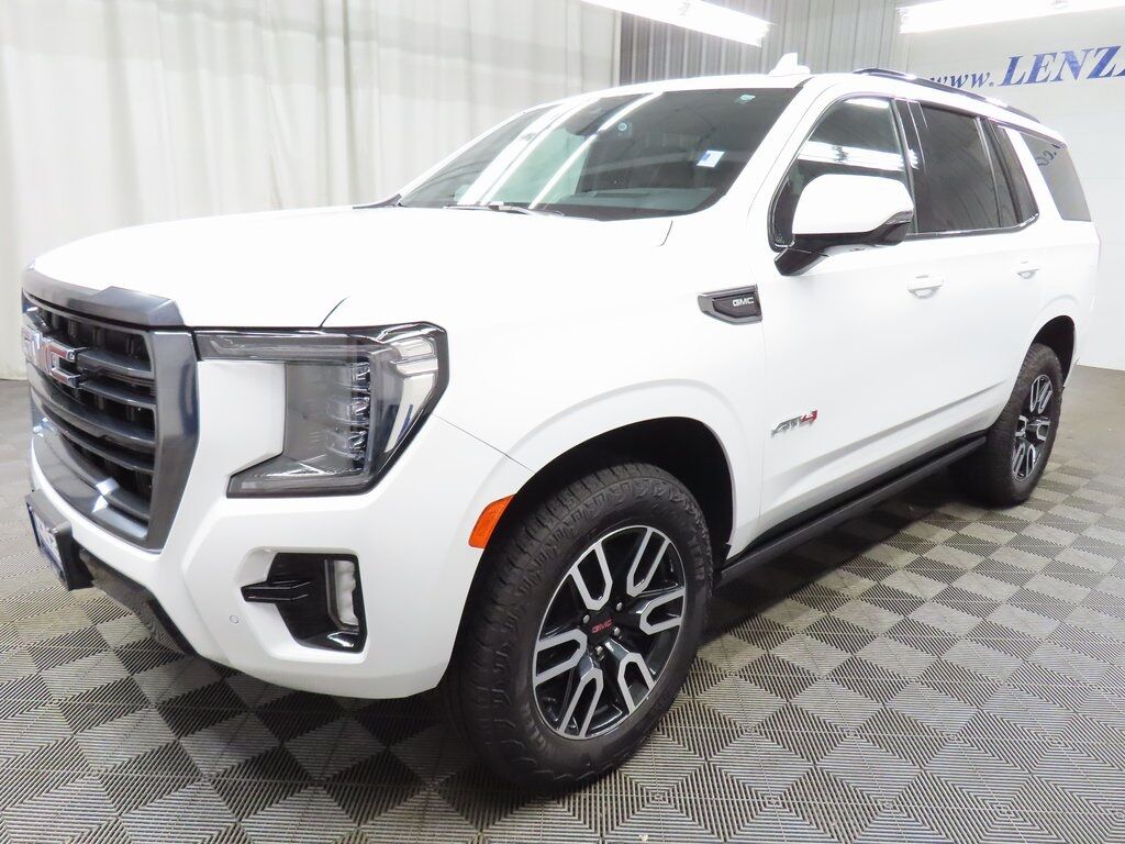 2024 GMC Yukon AT4 4WD 7 Passenger Fond du Lac WI