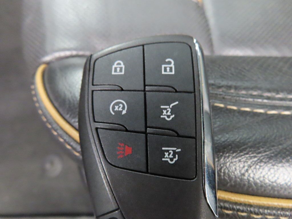 2024 GMC Yukon AT4 4WD 7 Passenger Fond du Lac WI