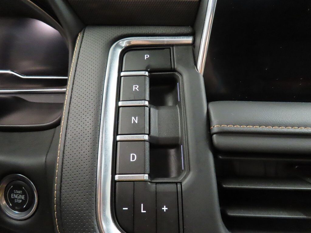 2024 GMC Yukon AT4 4WD 7 Passenger Fond du Lac WI