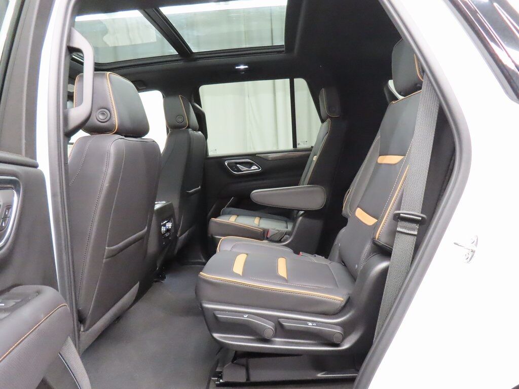 2024 GMC Yukon AT4 4WD 7 Passenger Fond du Lac WI
