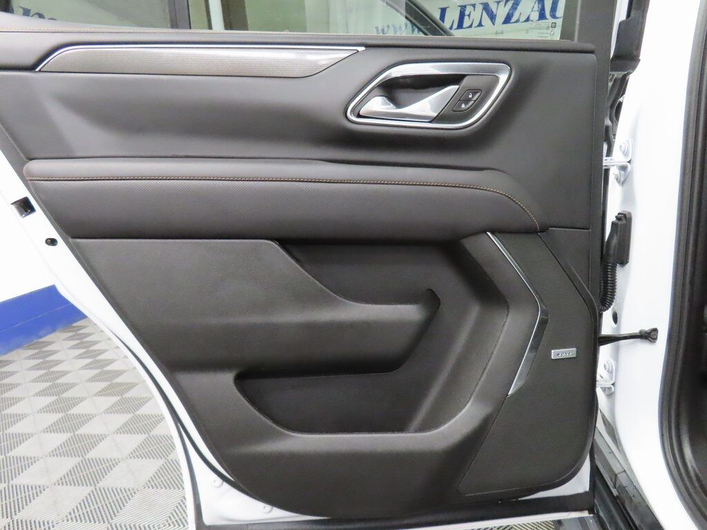 2024 GMC Yukon AT4 4WD 7 Passenger Fond du Lac WI