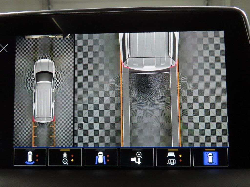 2024 GMC Yukon AT4 4WD 7 Passenger Fond du Lac WI