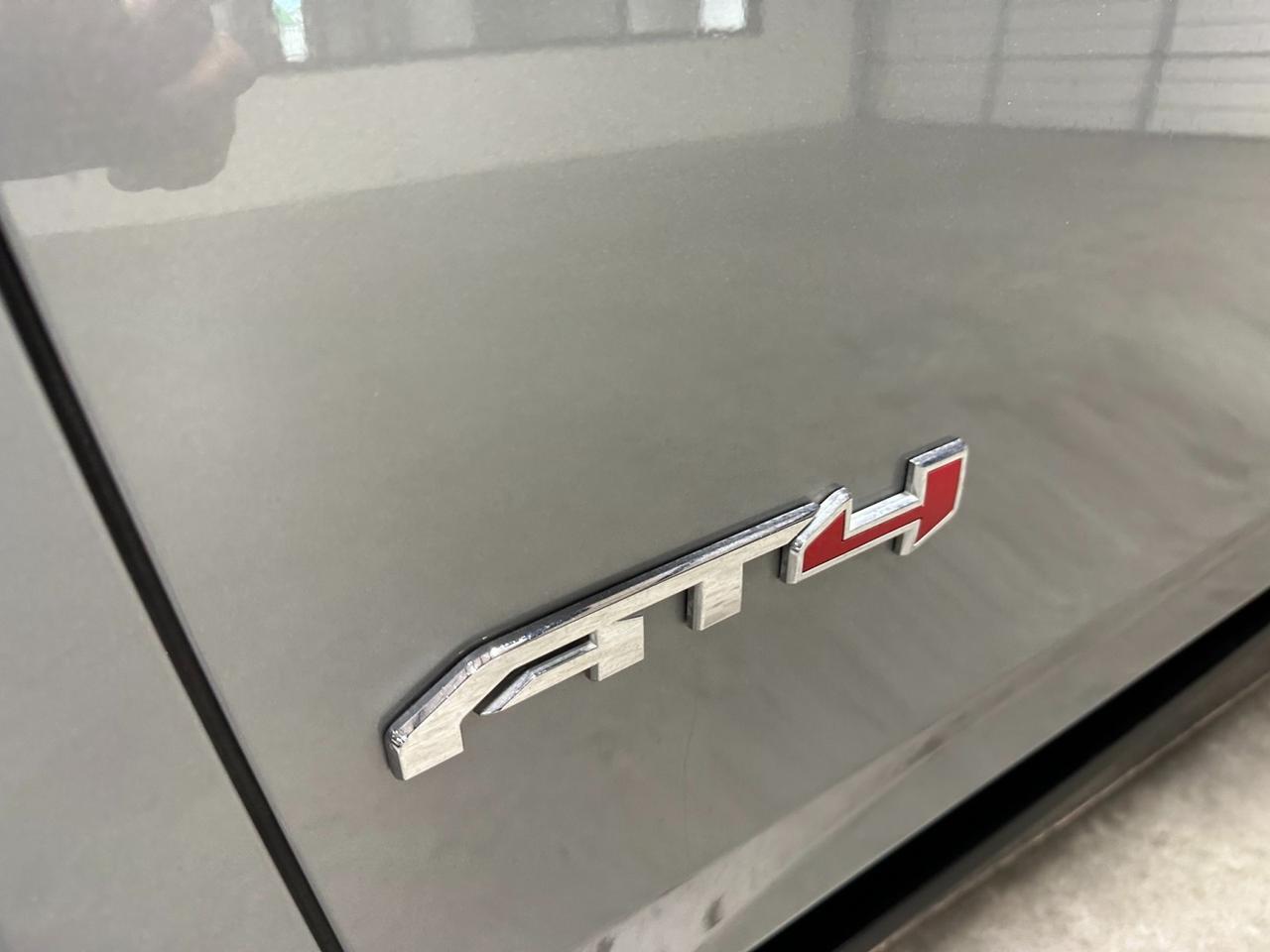 2024 GMC Yukon AT4 Houston TX