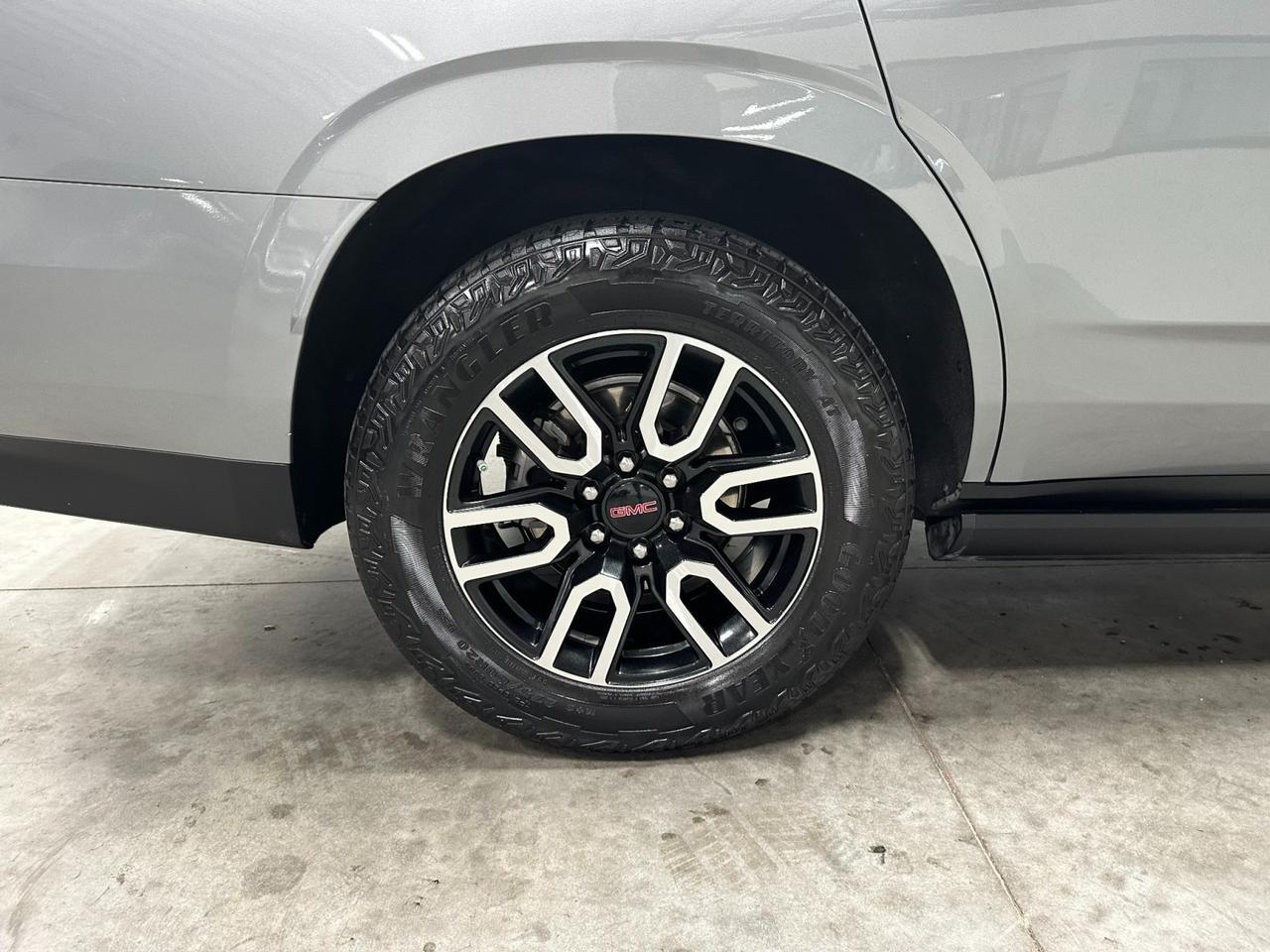 2024 GMC Yukon AT4 Houston TX