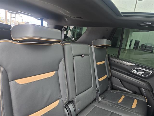 2024 GMC Yukon AT4 Seaside CA