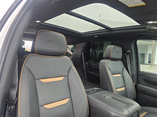 2024 GMC Yukon AT4 Seaside CA
