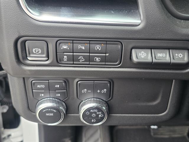 2024 GMC Yukon AT4 Seaside CA