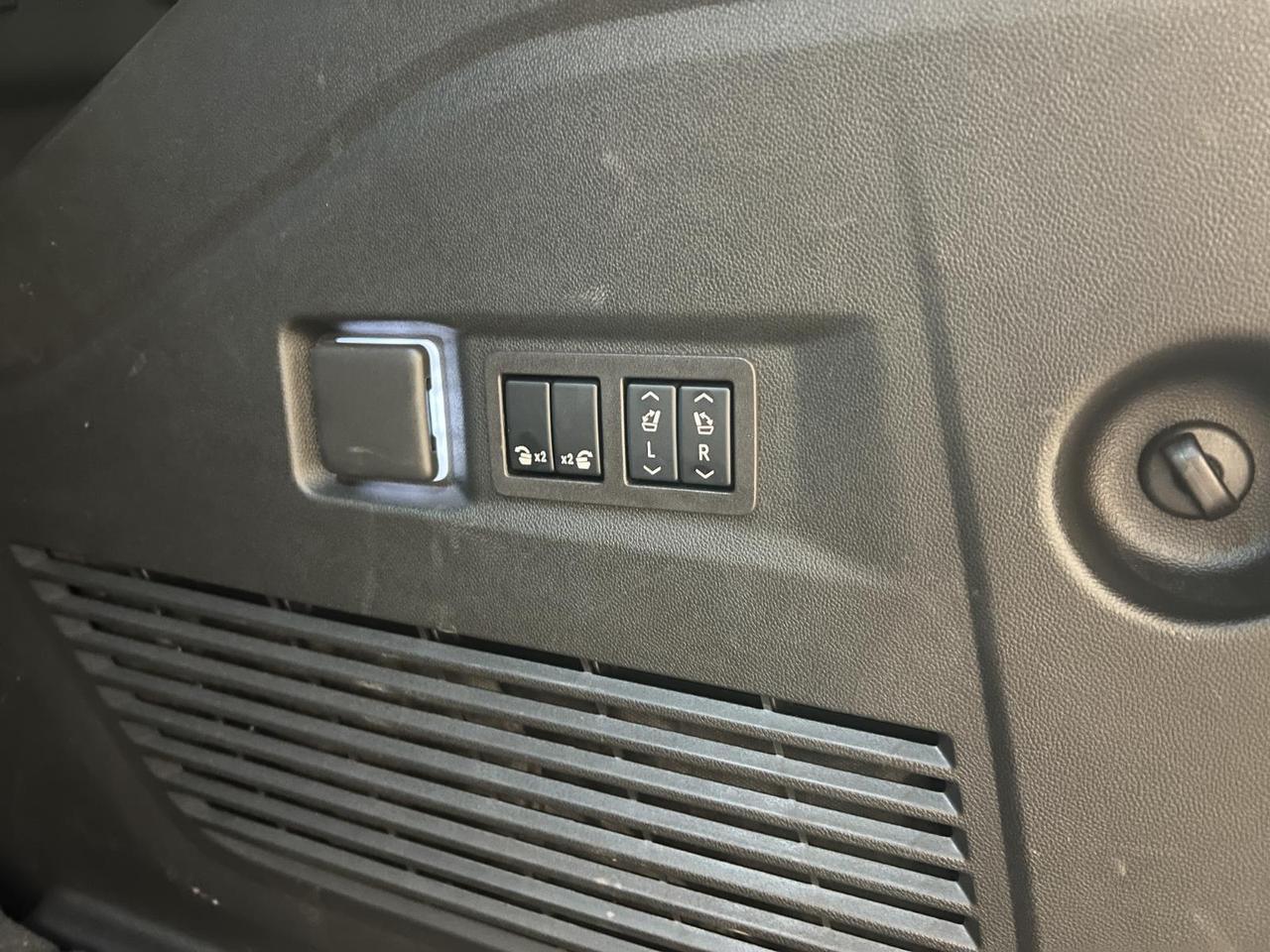 2024 GMC Yukon AT4 Parker CO