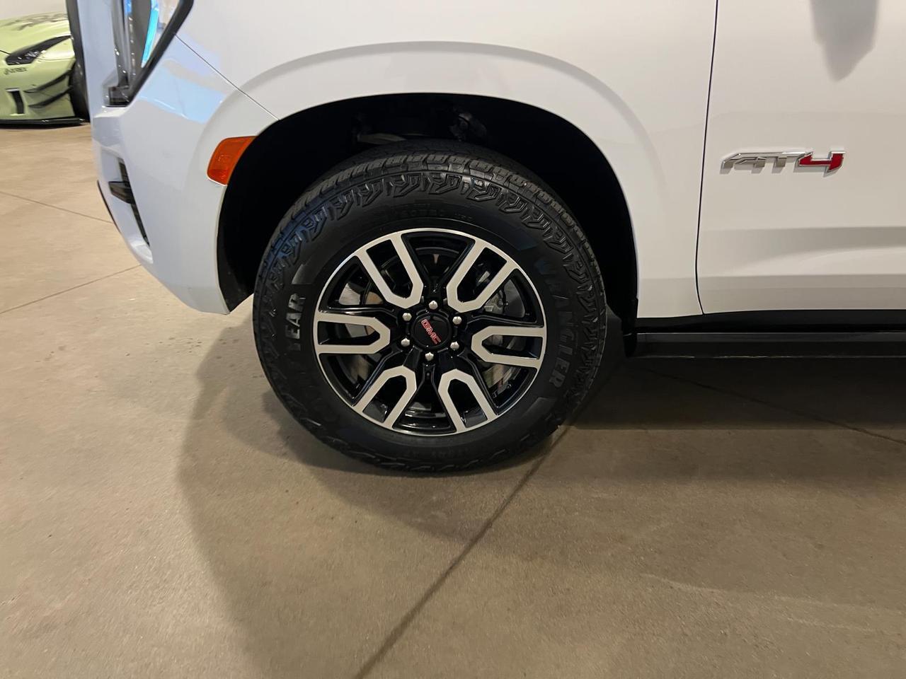 2024 GMC Yukon AT4 Parker CO