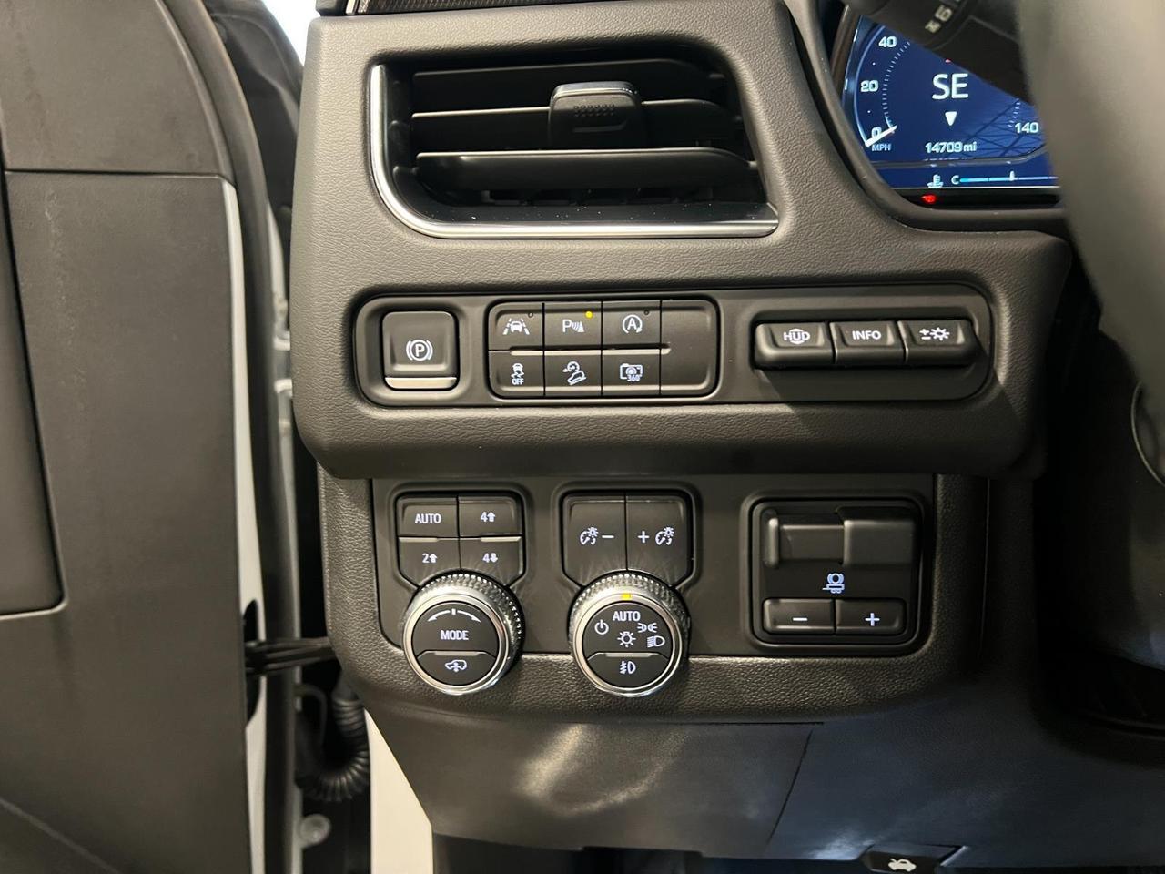 2024 GMC Yukon AT4 Parker CO
