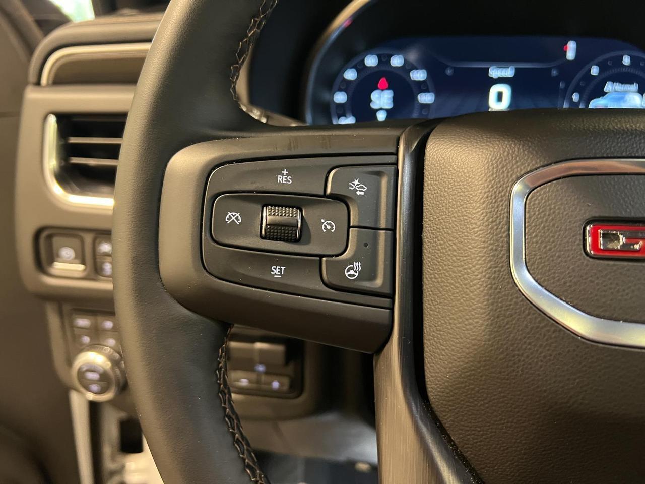 2024 GMC Yukon AT4 Parker CO