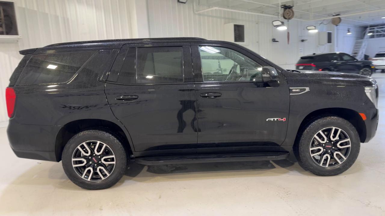 2024 GMC Yukon AT4