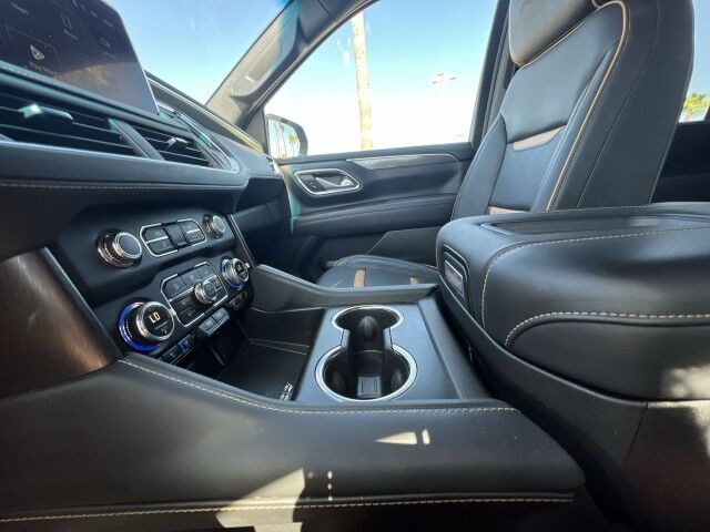 2024 GMC Yukon AT4 w/3rd Row Captain Seats & DVDs San Juan TX
