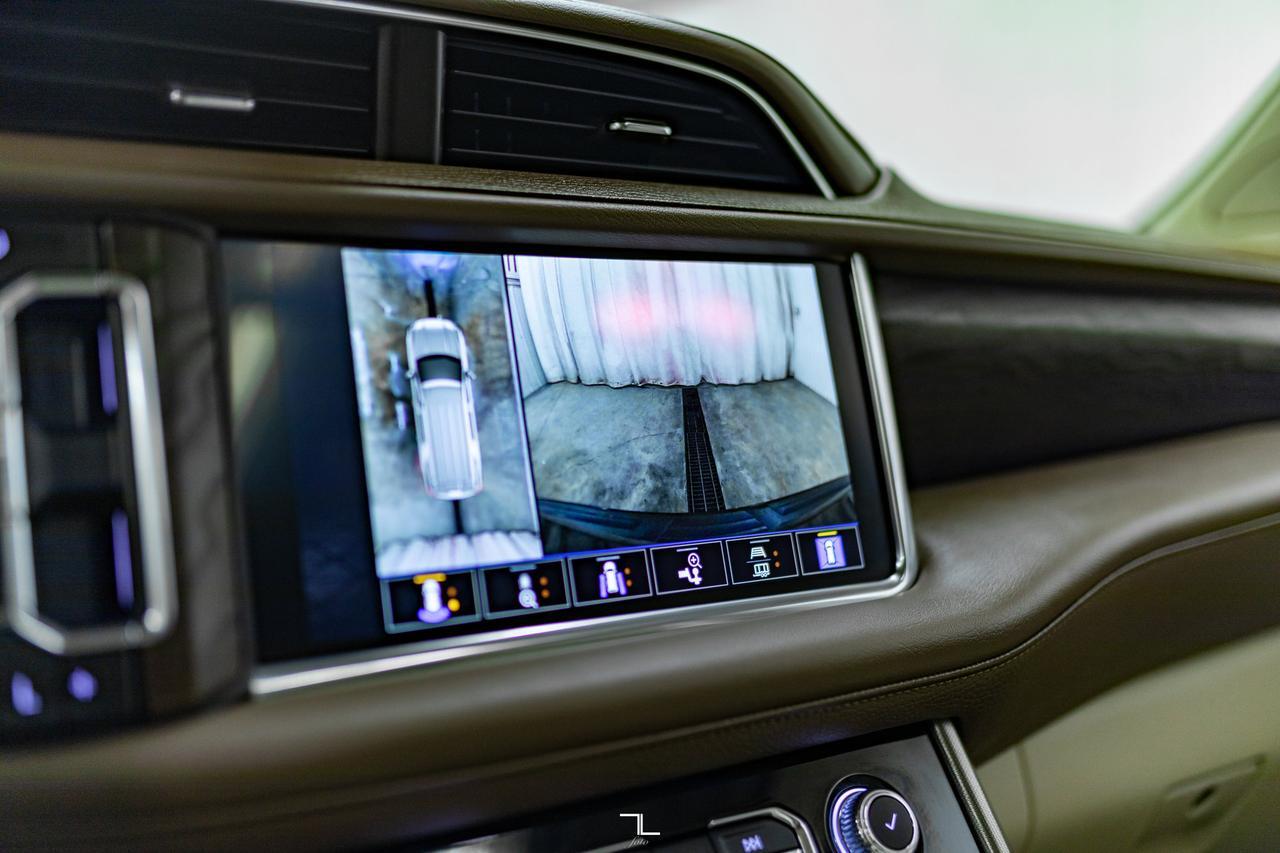 2024 GMC Yukon AWD Denali Leather Roof Nav BCam Red Deer AB