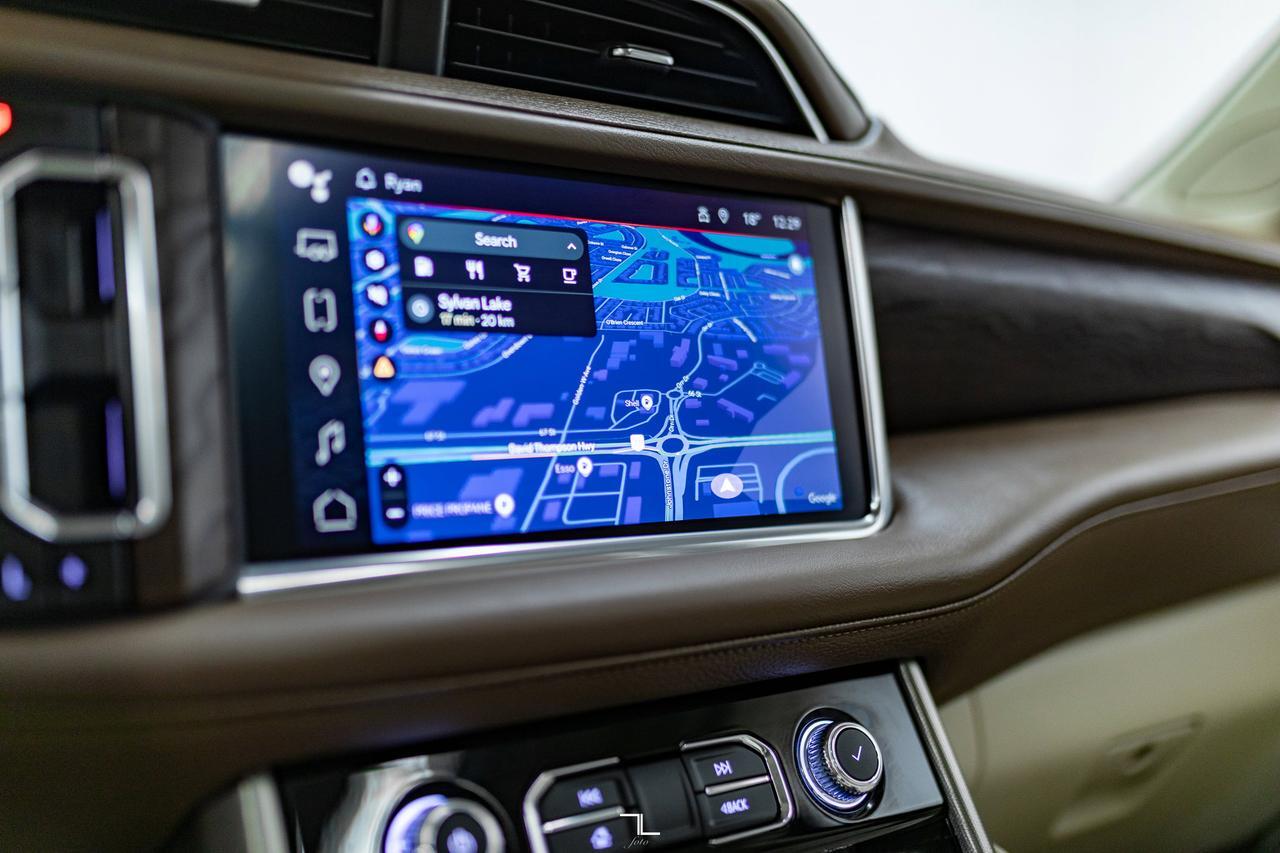 2024 GMC Yukon AWD Denali Leather Roof Nav BCam Red Deer AB