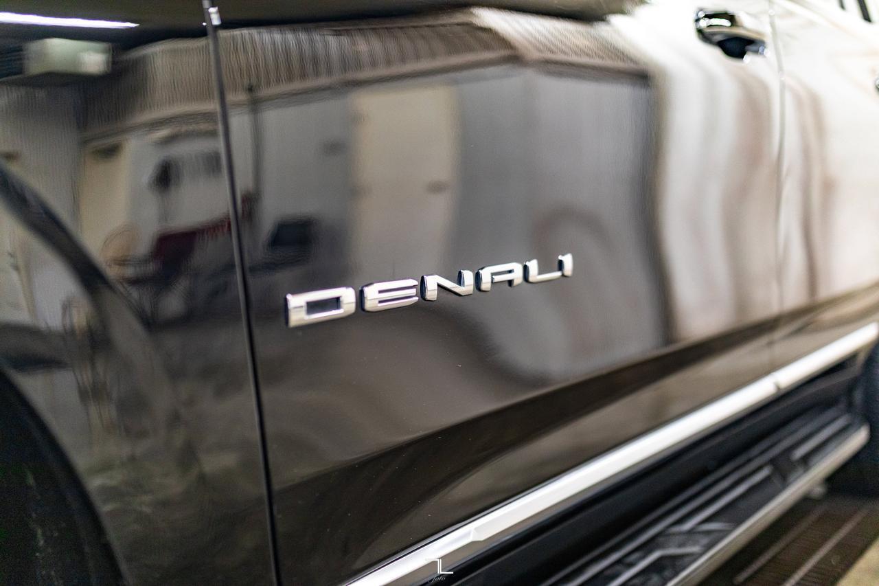 2024 GMC Yukon AWD Denali Leather Roof Nav BCam Red Deer AB